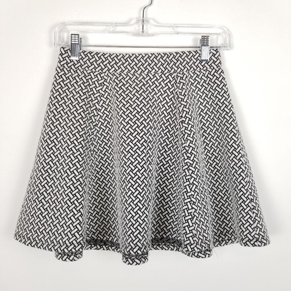 Aeropostale M skater Mini skirt Black White Pull‎ on Cotton Stretch